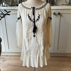 Neiman Marcus Navy Blue Embroidered Cream Mini Dress Dress